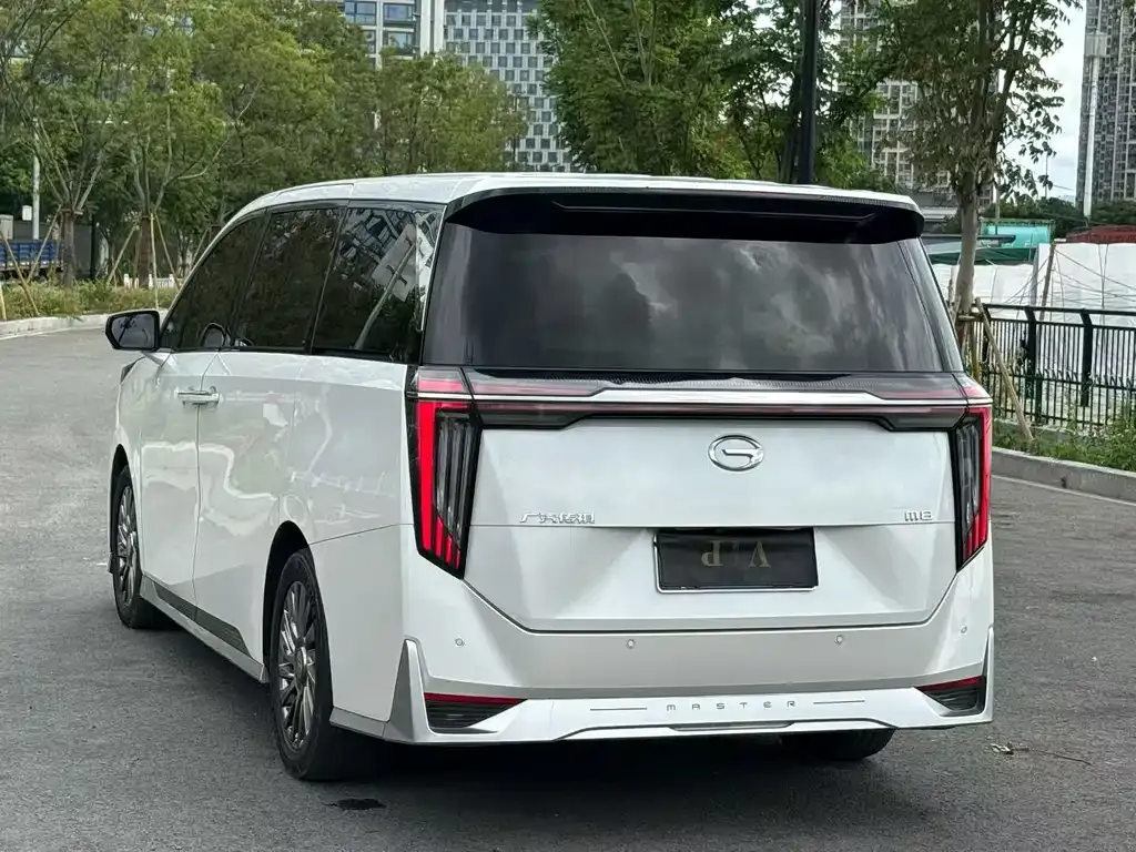 GAC Motor Trumpchi M8 — фото 9