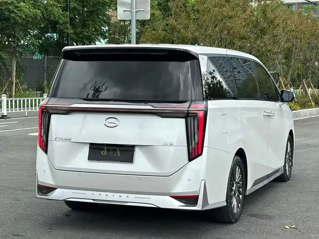 GAC Motor Trumpchi M8 — фото 2