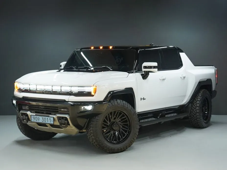 GMC Hummer EV — фото 1