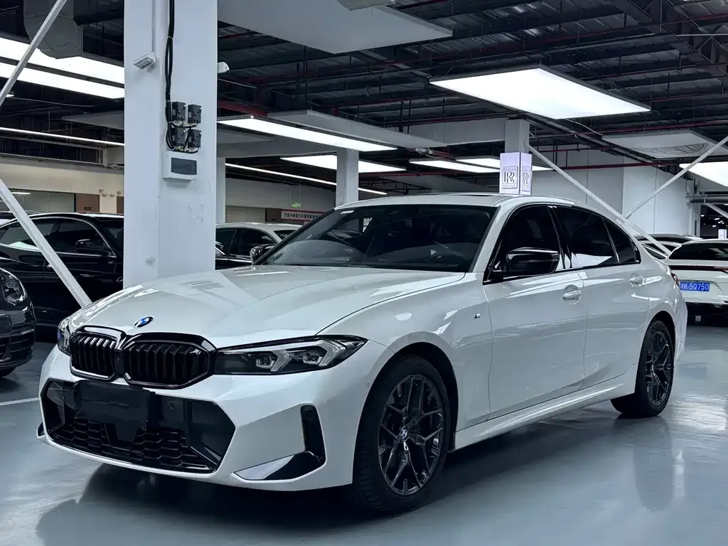 BMW 3 Series — фото 1