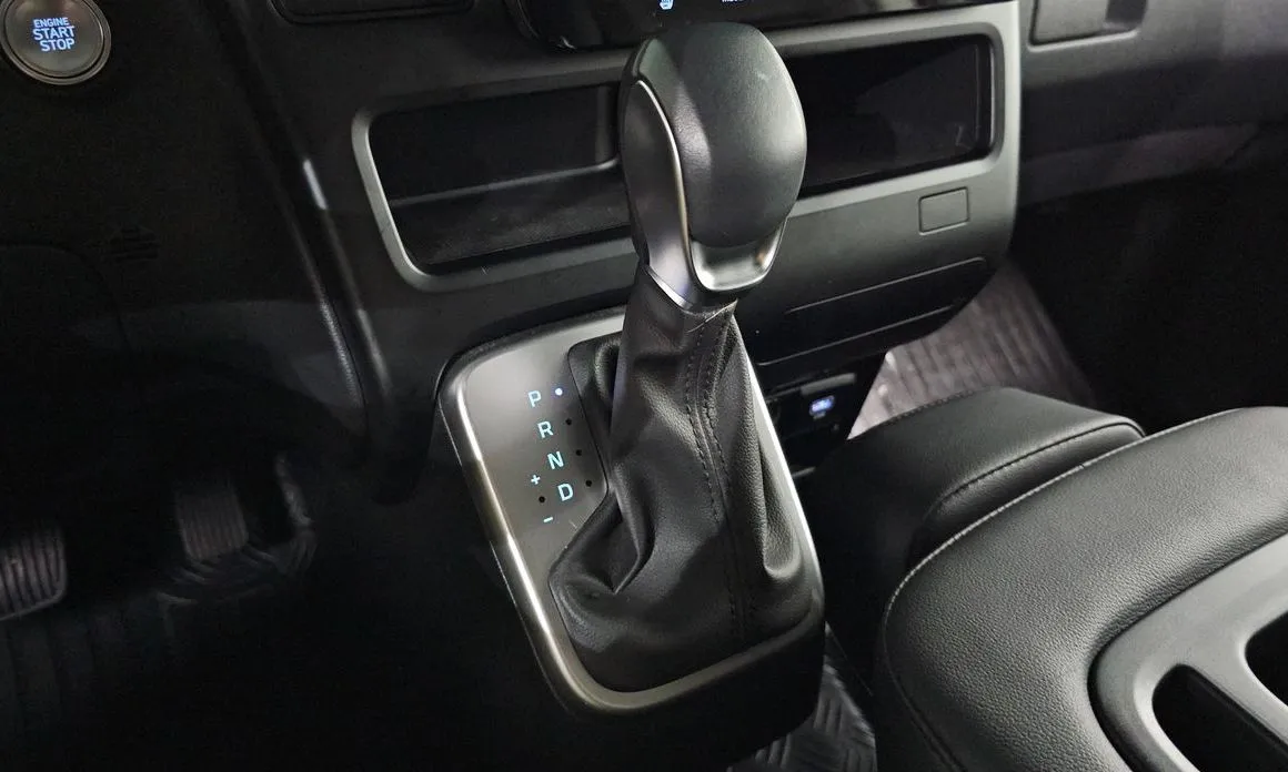 Hyundai Staria — фото 6
