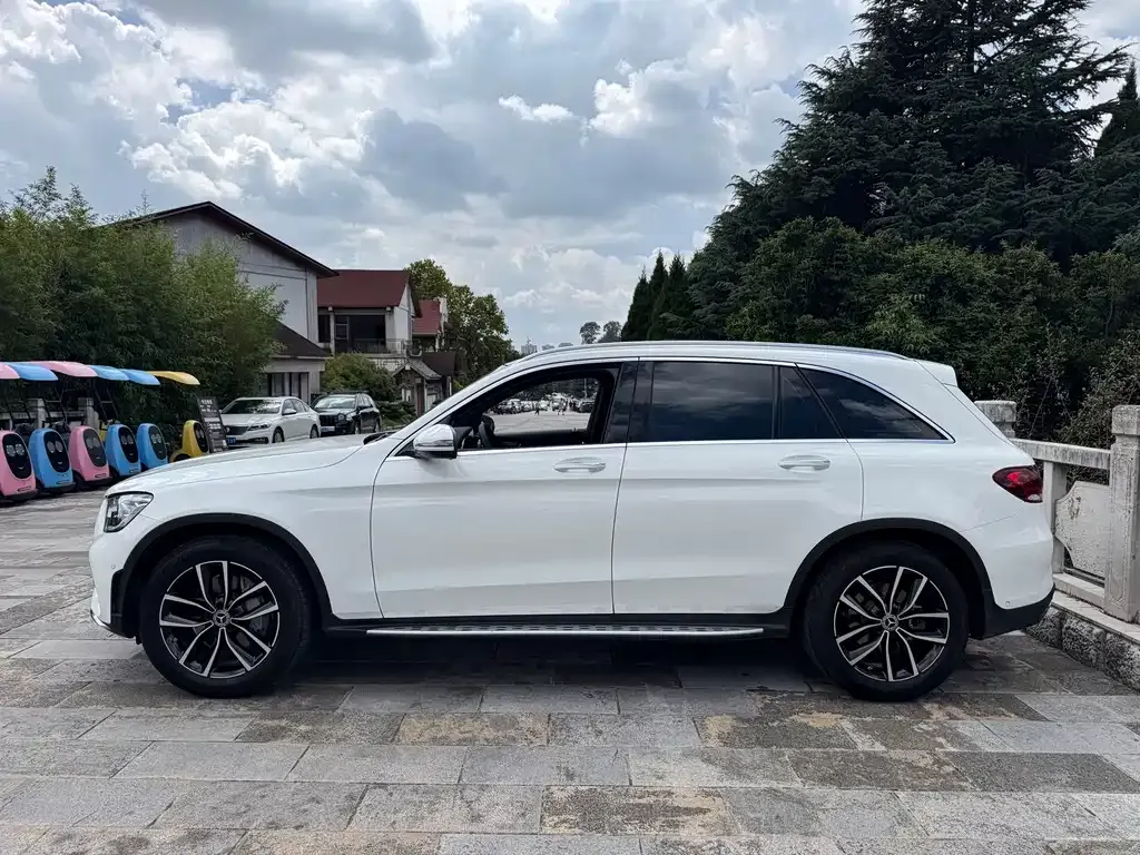 Mercedes-Benz GLC — фото 10