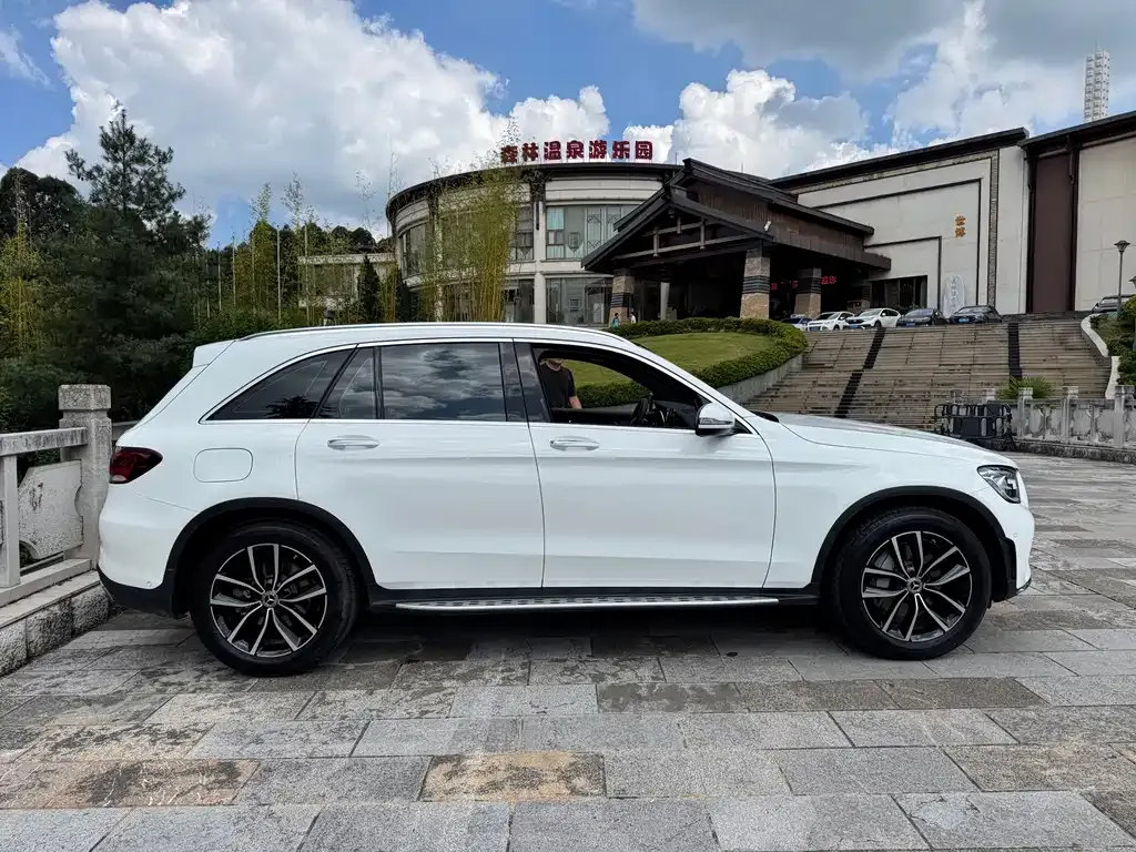 Mercedes-Benz GLC — фото 2