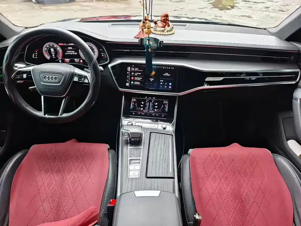 Audi A6L — фото 8