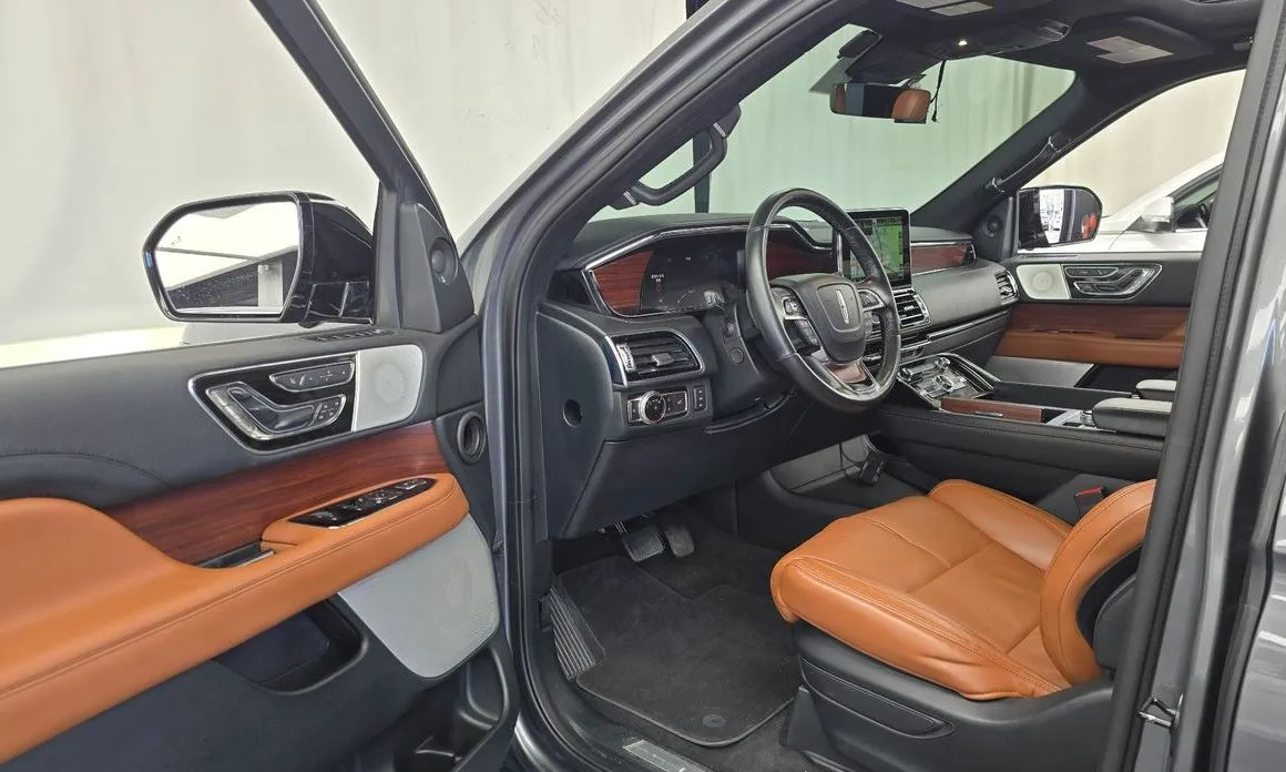 Lincoln Navigator — фото 10