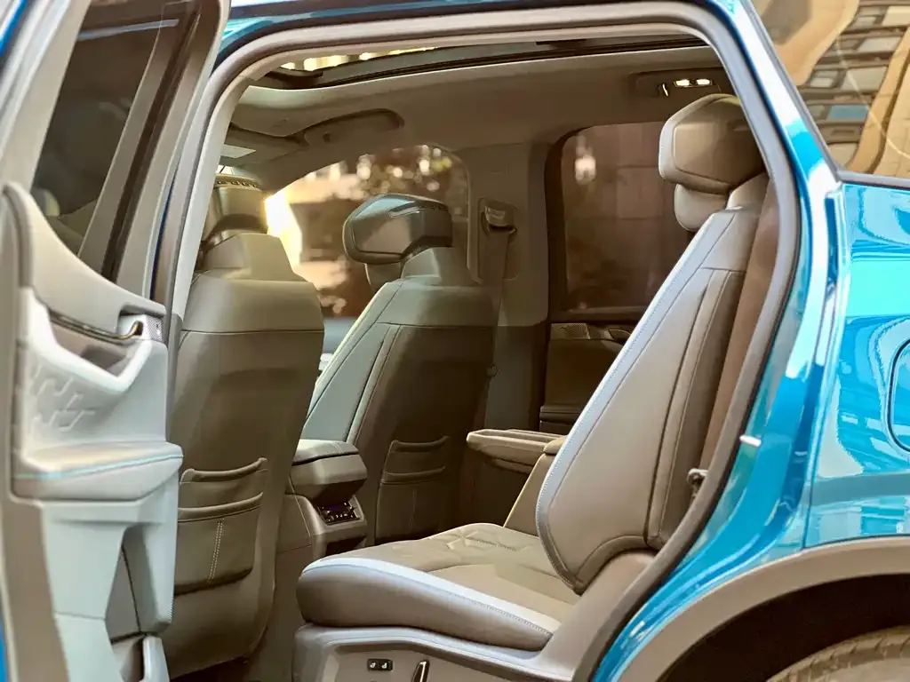 Ford Edge — фото 3