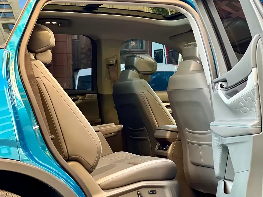 Ford Edge — фото 10