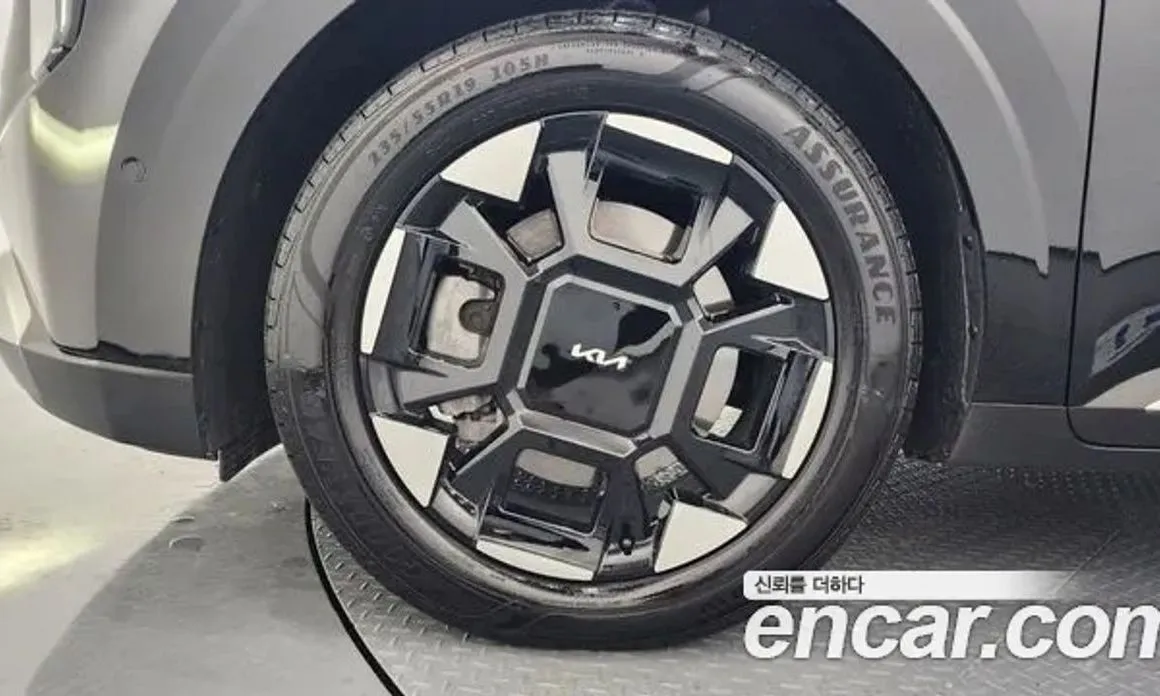 Kia Carnival — фото 10