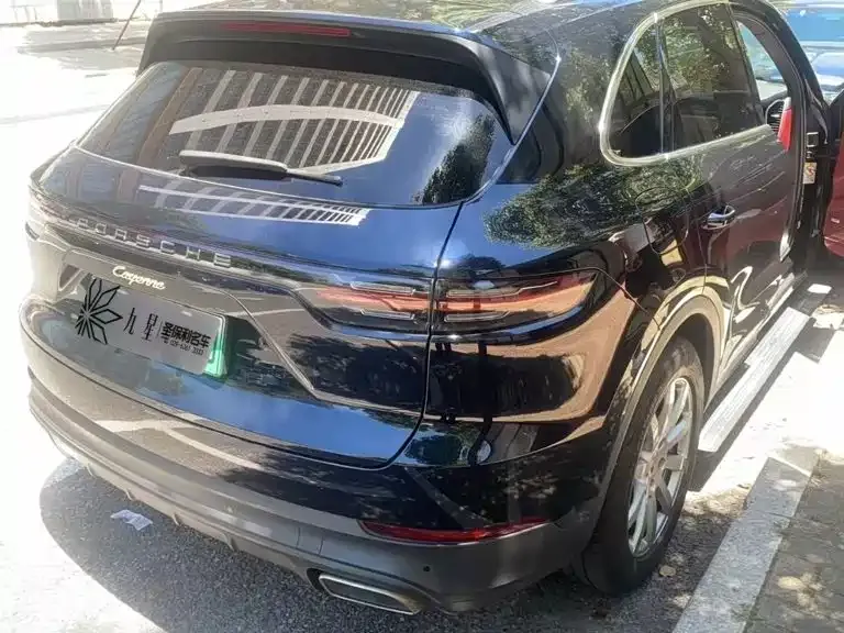 Porsche Cayenne Hybrid — фото 4