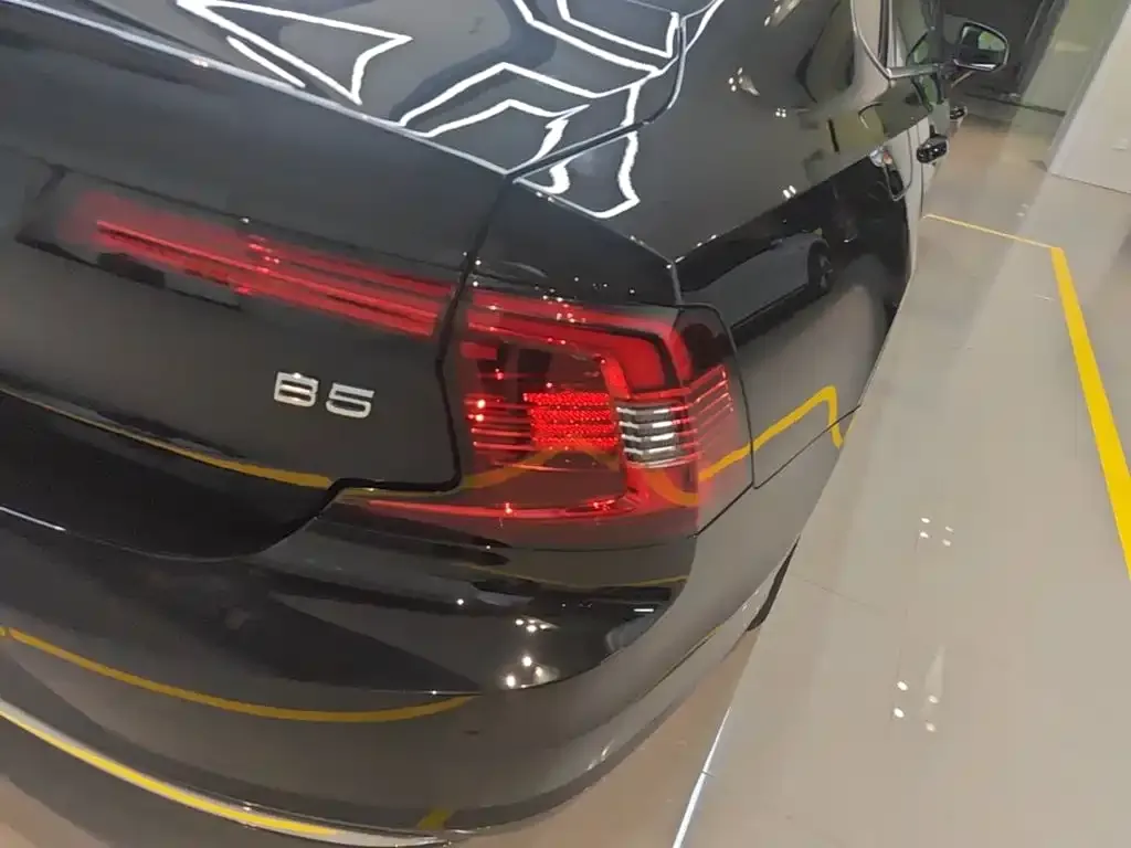 Volvo S90 — фото 7