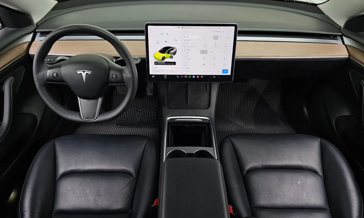 Tesla Model 3 — фото 10