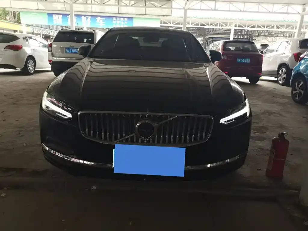 Volvo S90 — фото 9