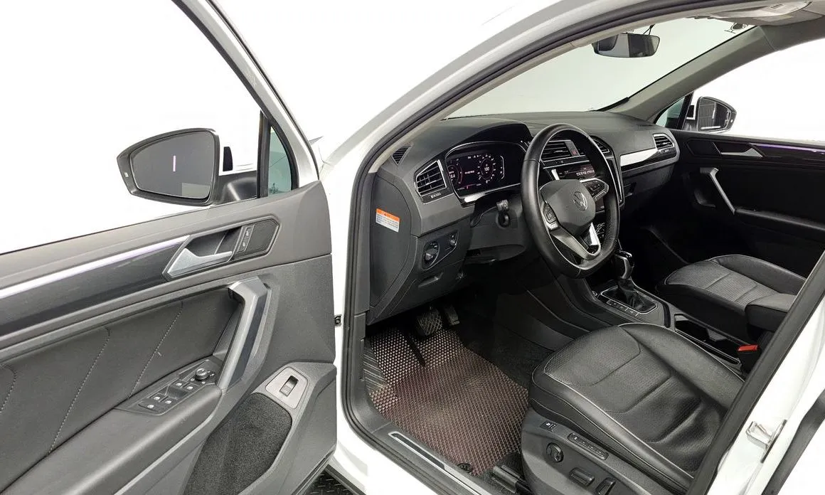 Volkswagen Tiguan — фото 3