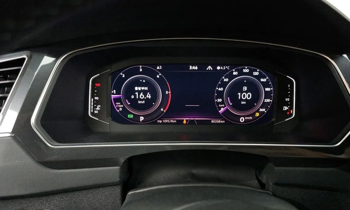 Volkswagen Tiguan — фото 6