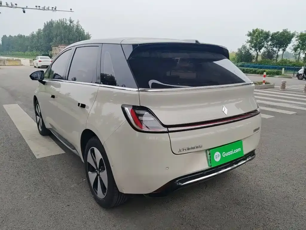 Baojun Yunduo — фото 7