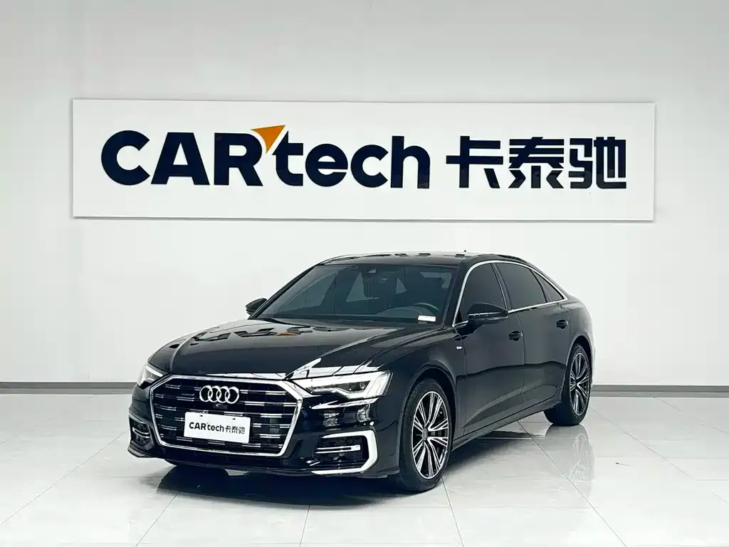 Audi A6L — фото 1