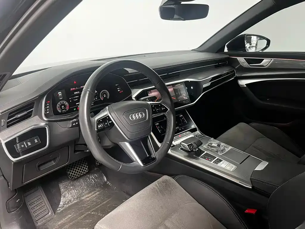 Audi A6L — фото 6