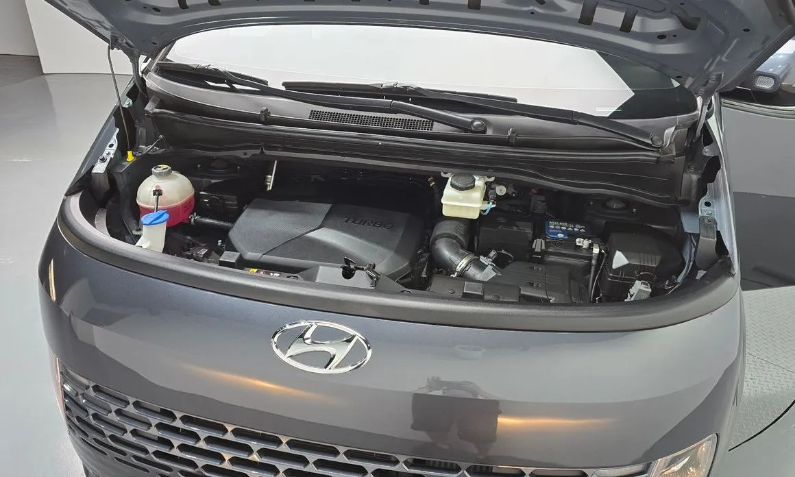 Hyundai Staria — фото 9