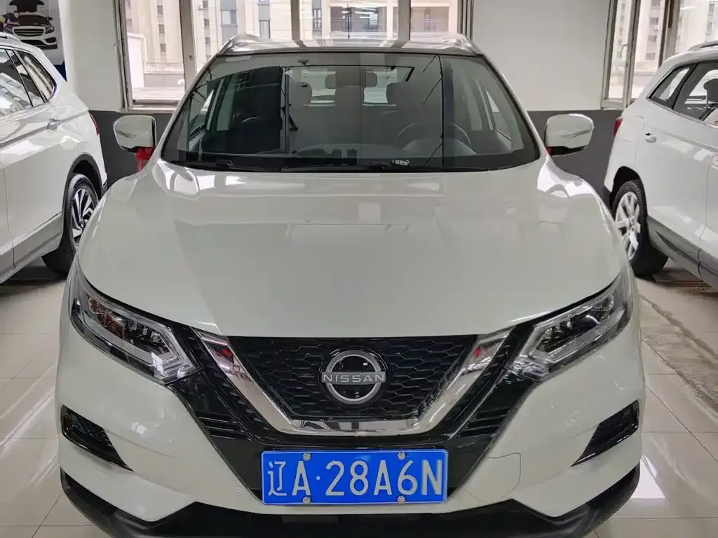 Nissan Qashqai — фото 8