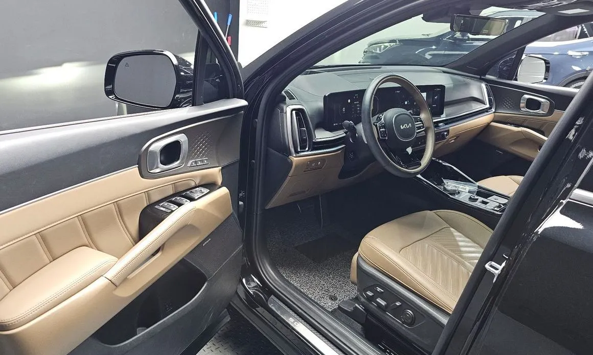 Kia Sorento — фото 5