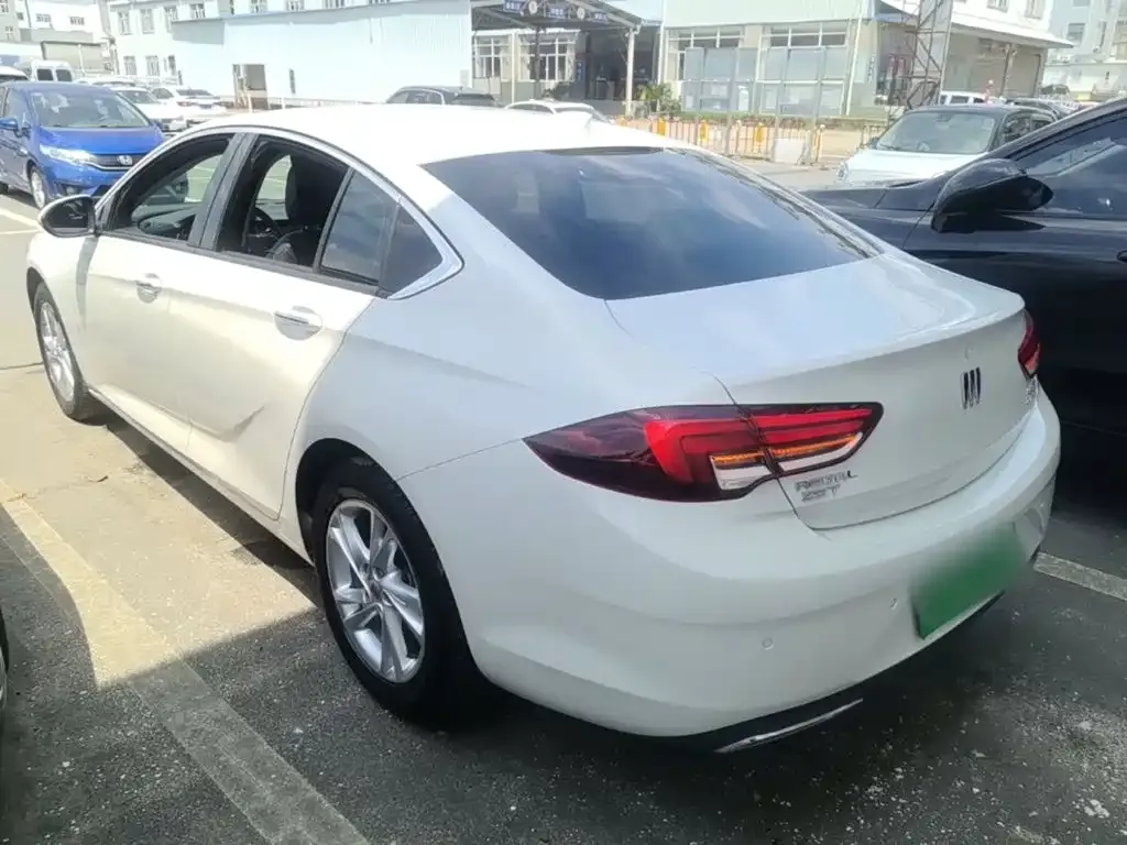 Buick Regal — фото 4