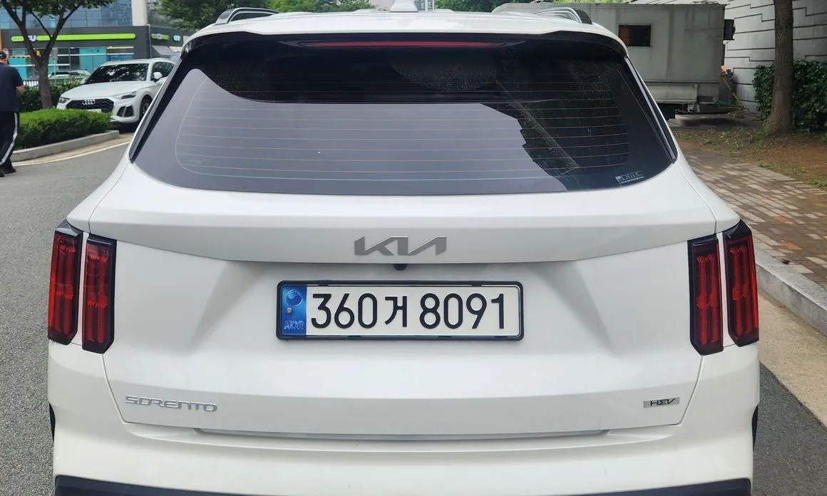Kia Sorento — фото 9
