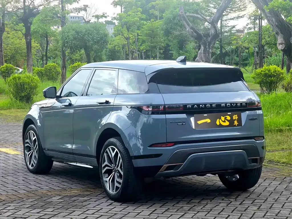 Land Rover Evoque — фото 6