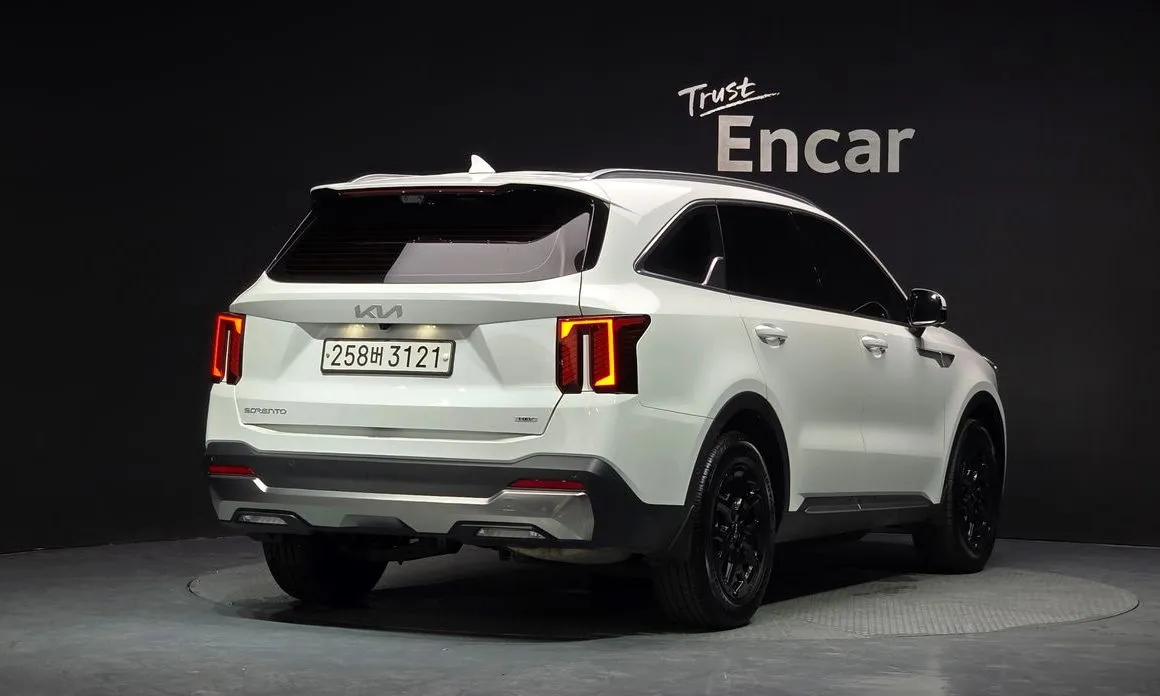 Kia Sorento — фото 4