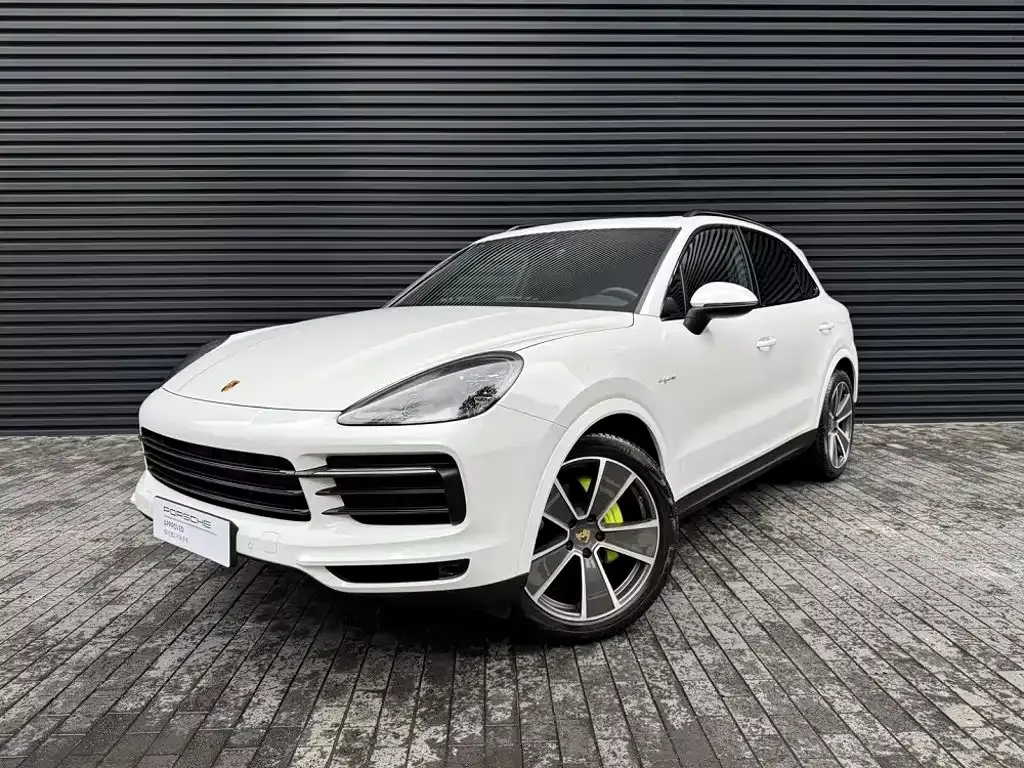Porsche Cayenne Hybrid — фото 1
