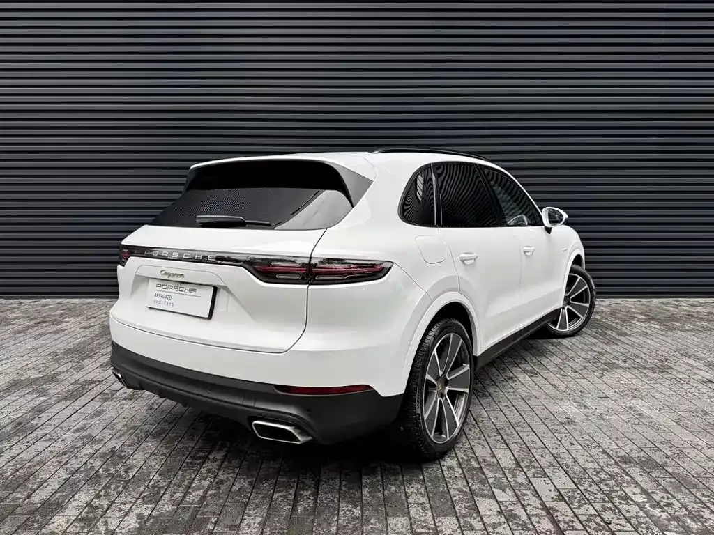 Porsche Cayenne Hybrid — фото 10