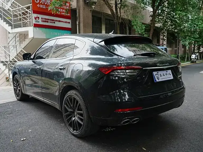 Maserati Levante — фото 7