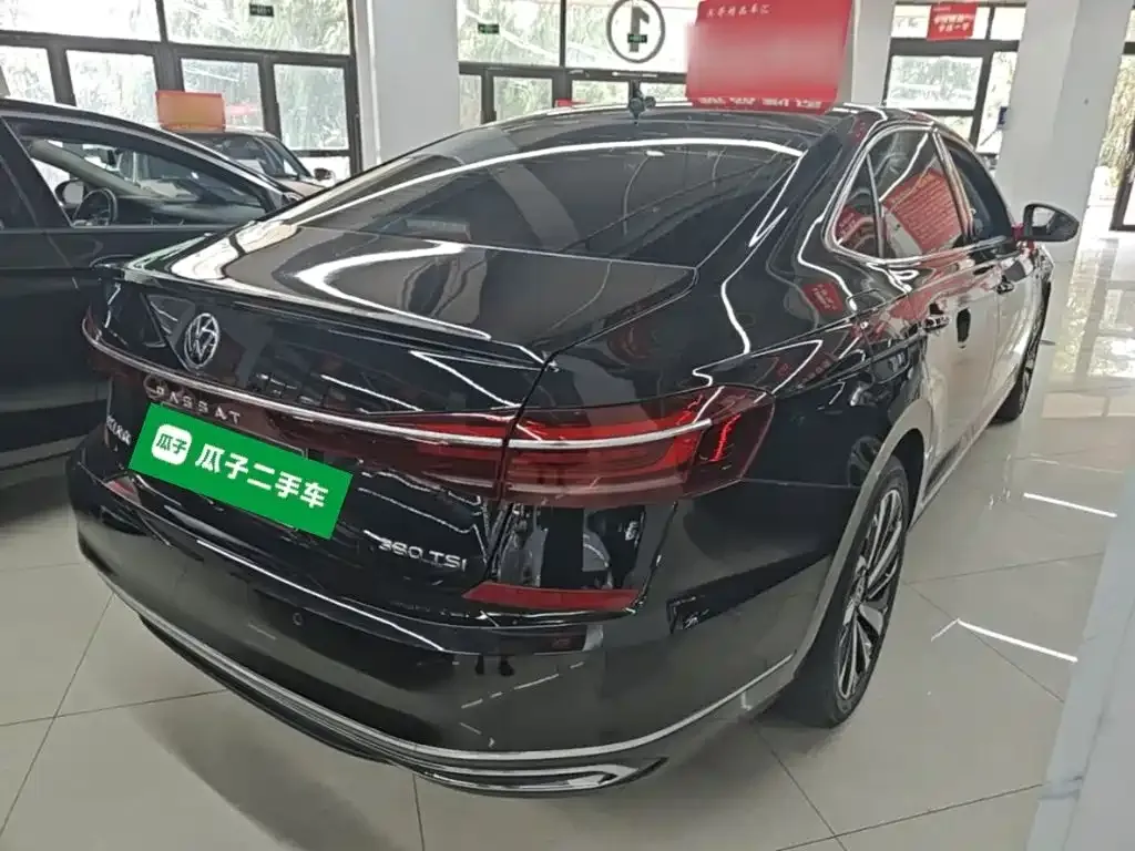Volkswagen Passat — фото 9