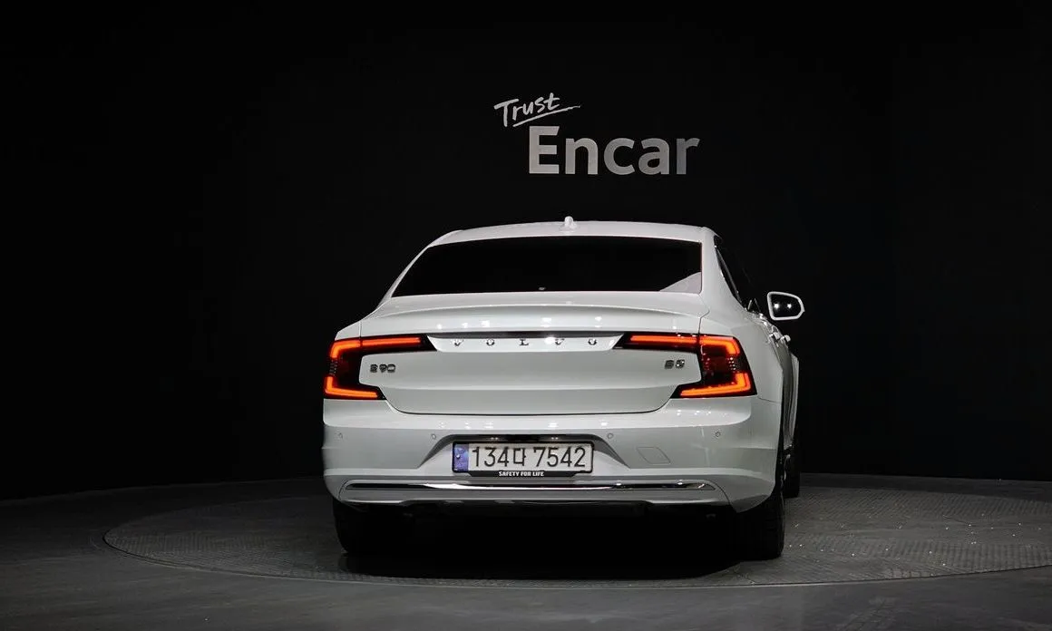 Volvo S90 — фото 2