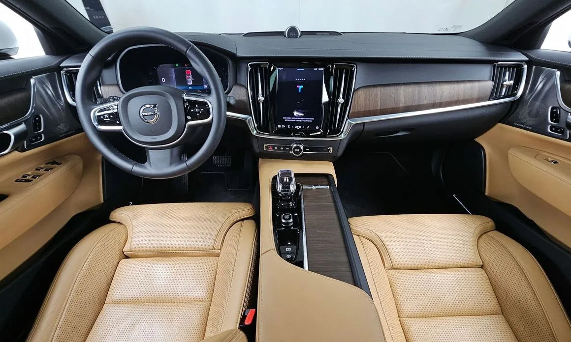 Volvo S90 — фото 8