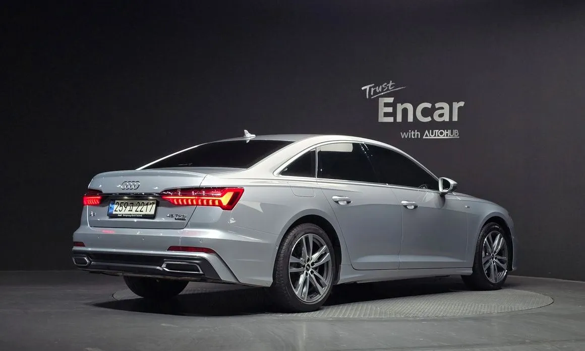 Audi A6 — фото 2