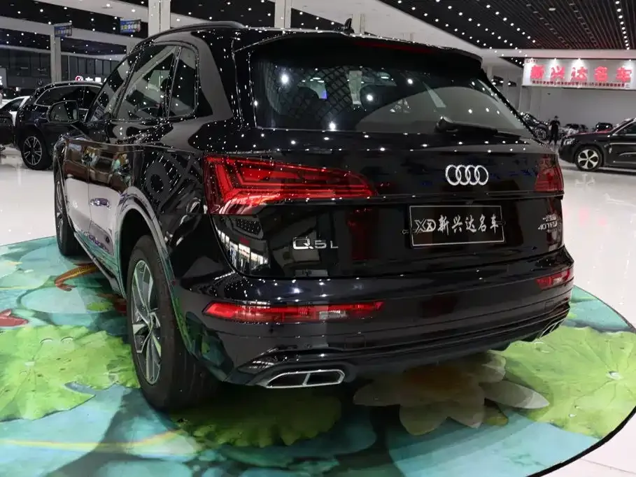 Audi Q5L — фото 4