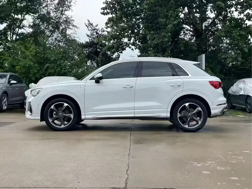 Audi Q3 — фото 9