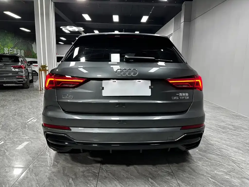 Audi Q3 — фото 2
