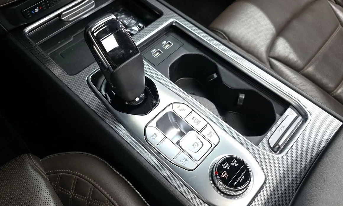 KG Mobility (Ssangyong) Rexton — фото 6