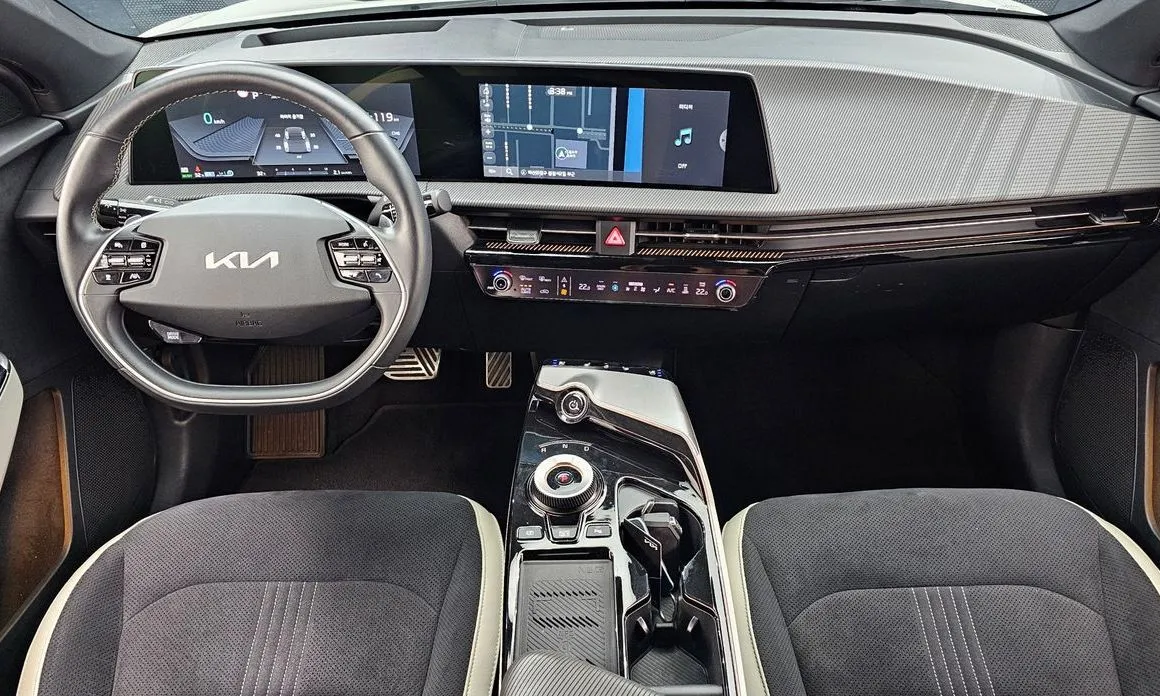 Kia EV6 — фото 7