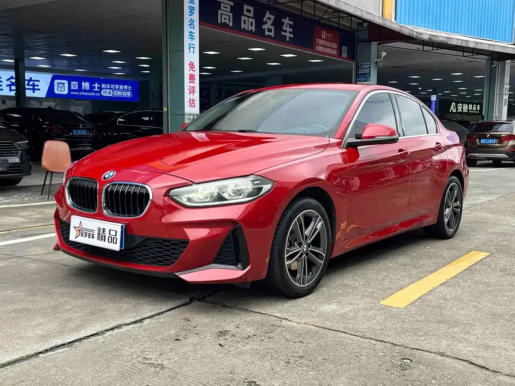 BMW 1 Series — фото 1