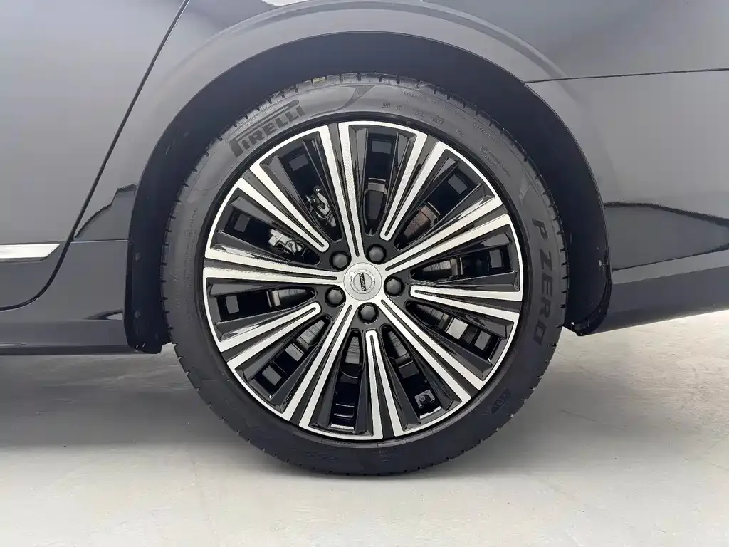Volvo S90 — фото 8