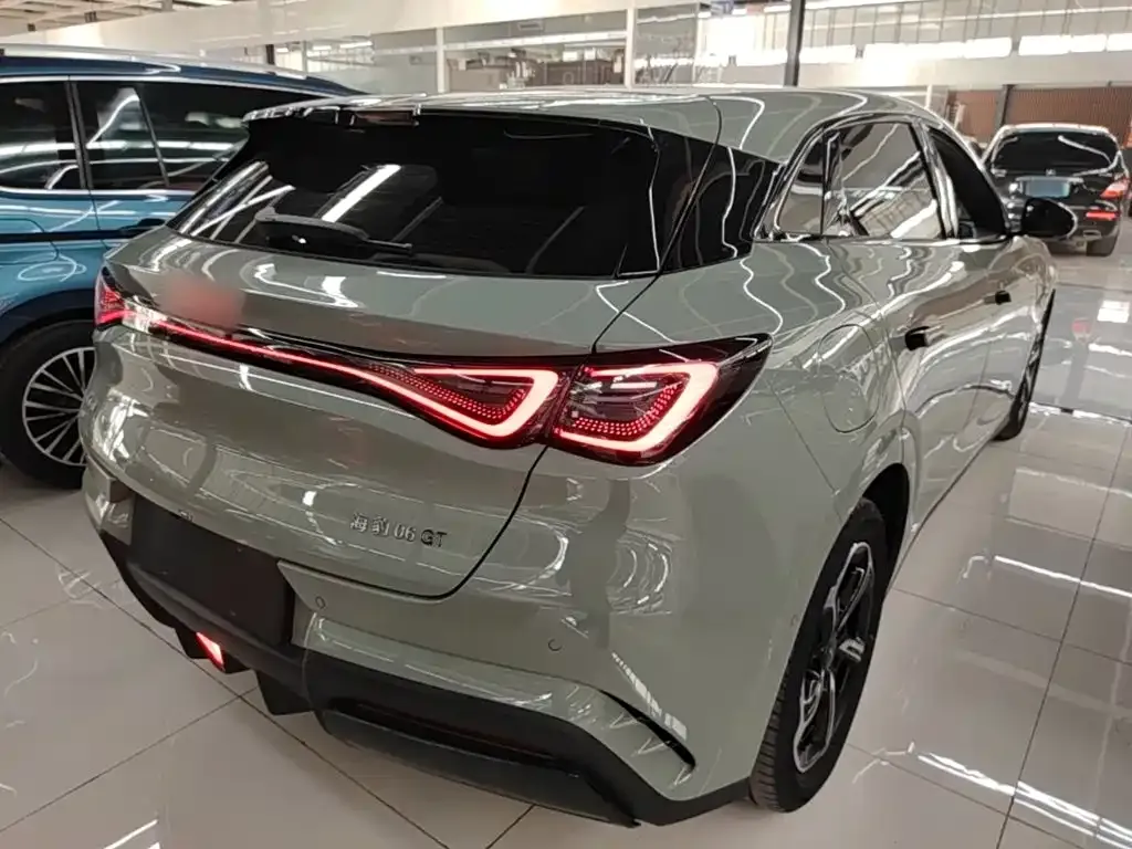 BYD Seal 06GT — фото 5