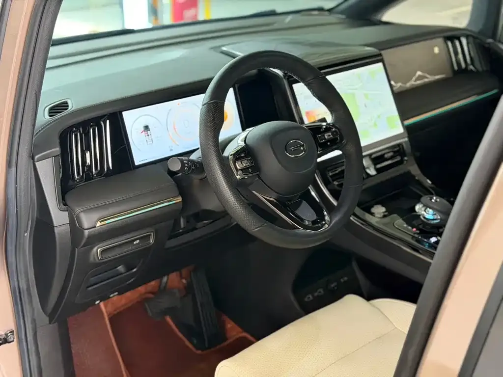 GAC Motor Trumpchi M8 — фото 10