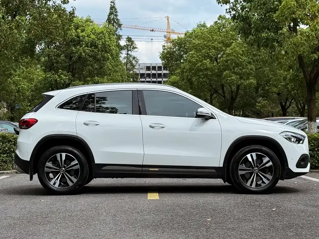 Mercedes-Benz GLA — фото 2