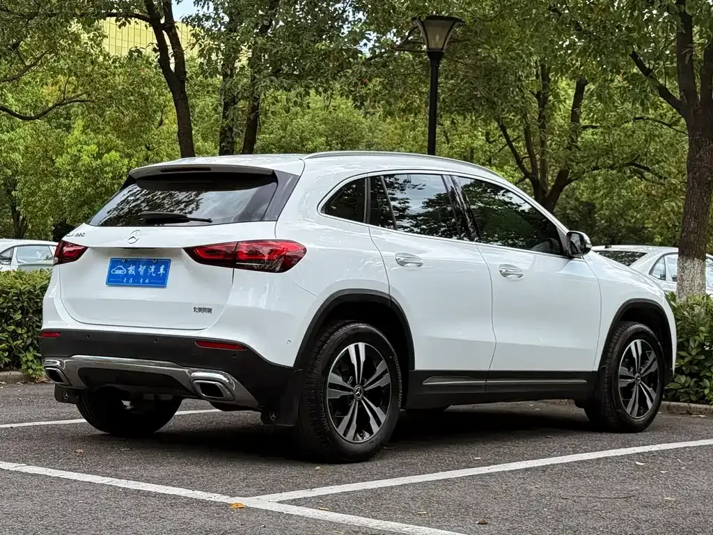 Mercedes-Benz GLA — фото 8