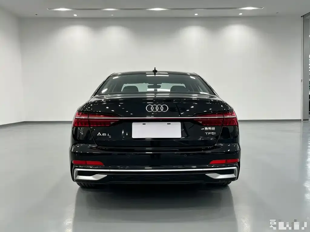Audi A6L — фото 3