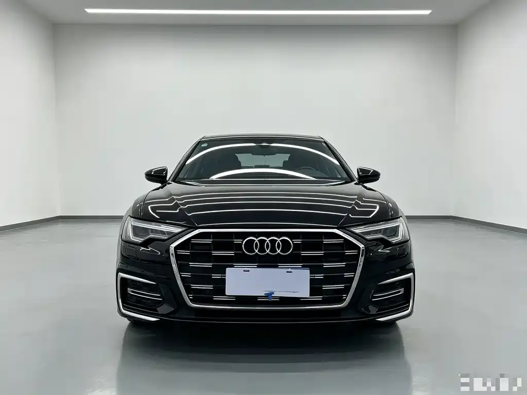 Audi A6L — фото 2