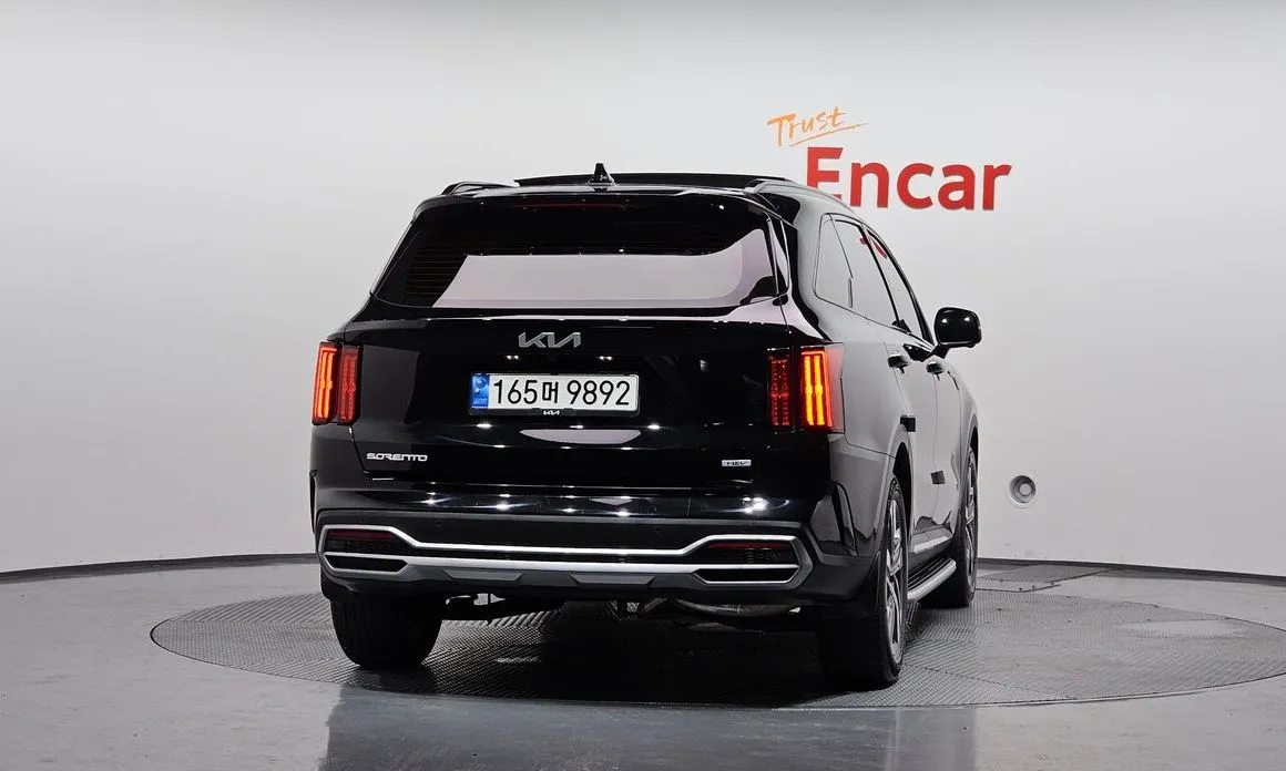 Kia Sorento — фото 4