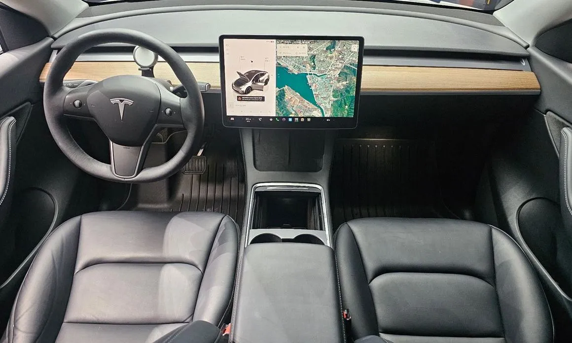 Tesla Model Y — фото 7